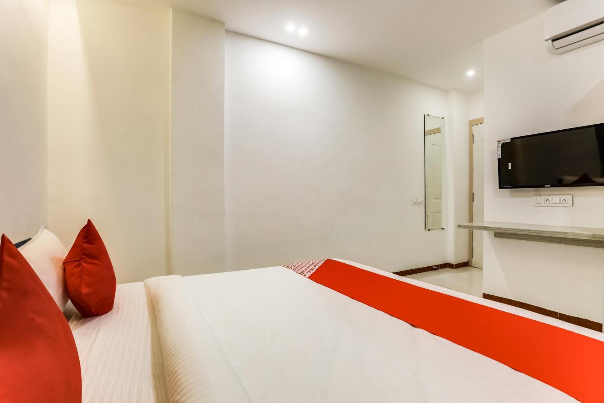 Hotel O Omkar Indore Exterior foto